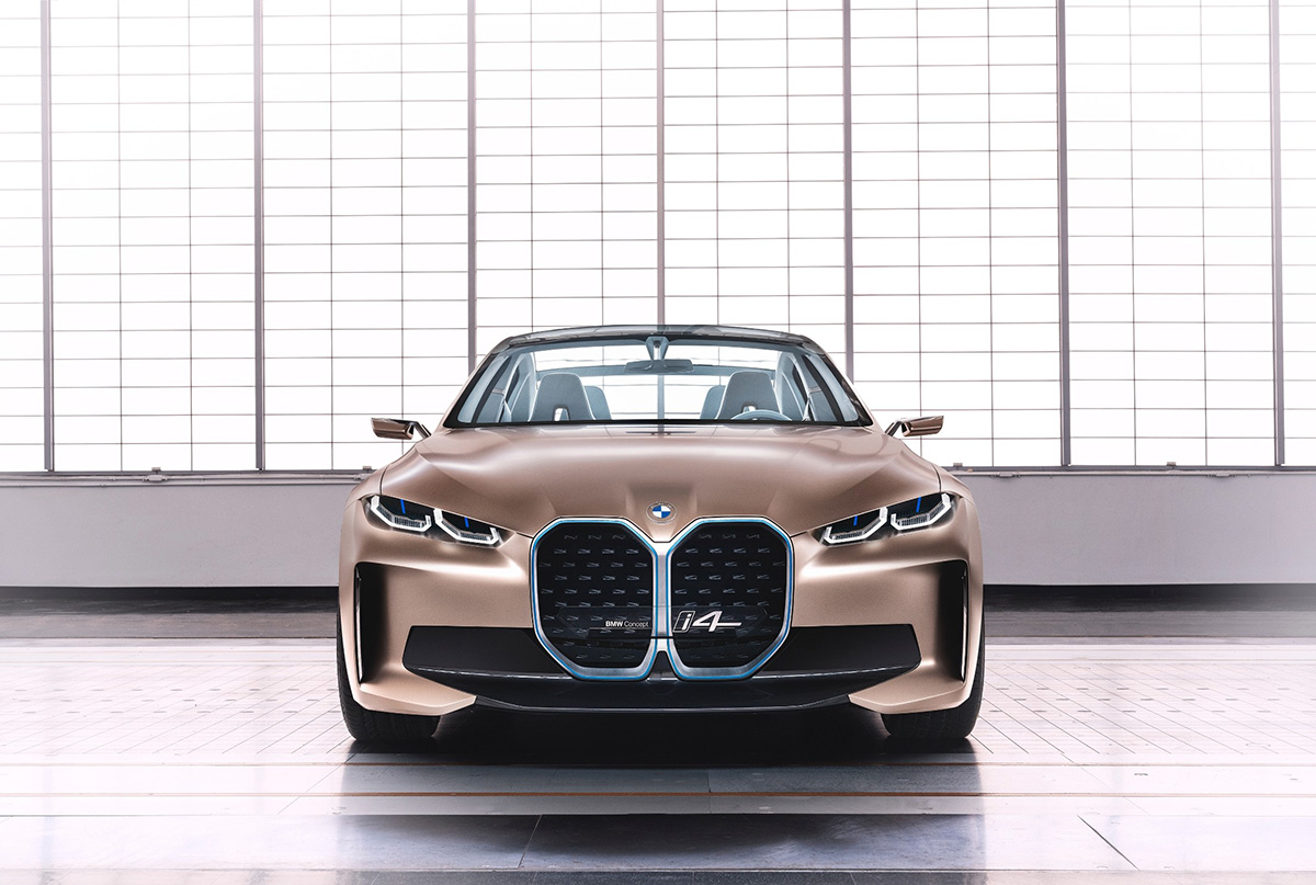 BMW races to production of i4 with M-Performance Model in 2021